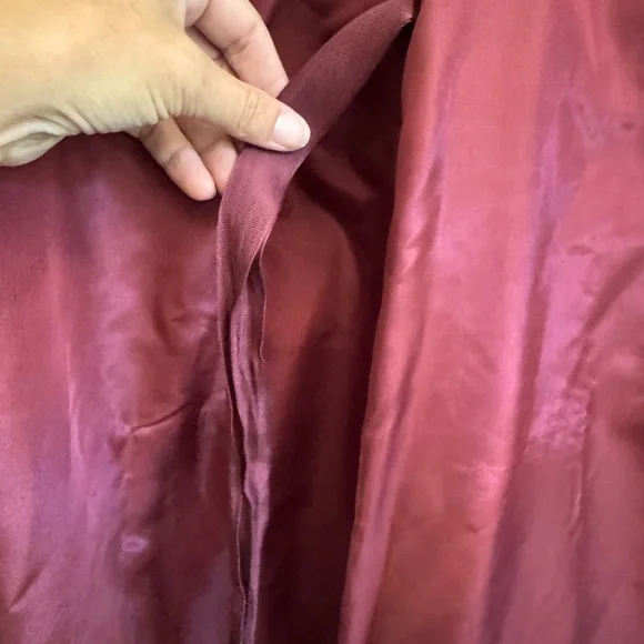 Vintage 70s style Women's Burgundy Leather Coat - Picture 6 of 10